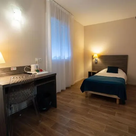 Hotel Caiman 3*